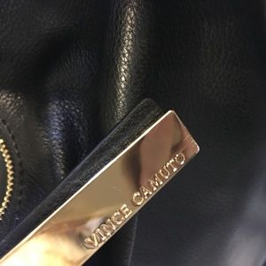 Vince Camuto Bags - Vince Camuto felax hobo black bag Vince Camuto Bags - Vince Camuto felax hobo black bag